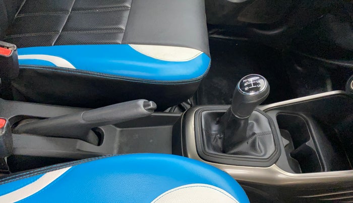 2017 Maruti IGNIS SIGMA 1.2, Petrol, Manual, 31,528 km, Gear Lever