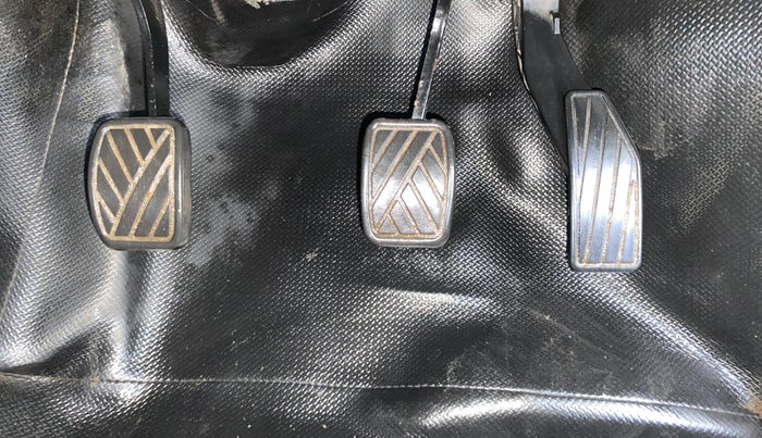 2017 Maruti IGNIS SIGMA 1.2, Petrol, Manual, 31,528 km, Pedals