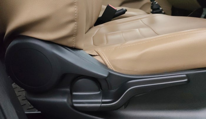 2019 Honda Amaze 1.2L I-VTEC V, CNG, Manual, 56,524 km, Driver Side Adjustment Panel