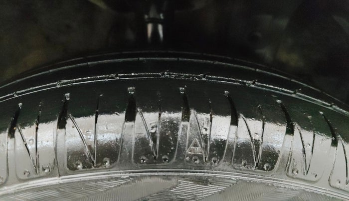 2019 Honda Amaze 1.2L I-VTEC V, CNG, Manual, 56,524 km, Right Front Tyre Tread