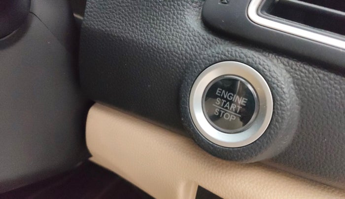 2019 Honda Amaze 1.2L I-VTEC V, CNG, Manual, 56,524 km, Keyless Start/ Stop Button