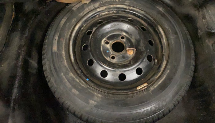 2017 Maruti Swift Dzire VDI, Diesel, Manual, 1,00,280 km, Spare Tyre