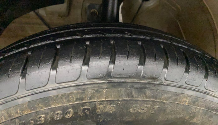 2021 Maruti Swift VXI, Petrol, Manual, 40,394 km, Left Front Tyre Tread