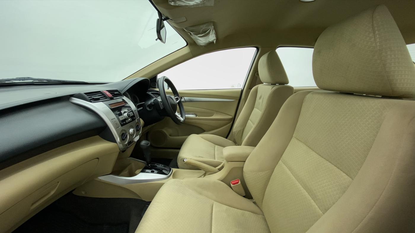 2009 Honda City V AT, Petrol, Automatic, 46,805 km, Right Side Front Door Cabin