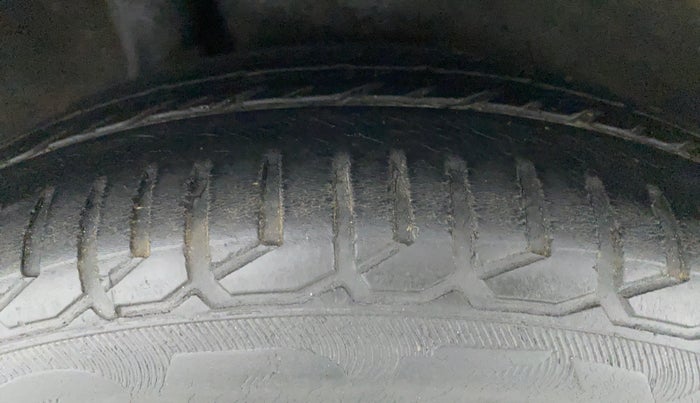 2009 Honda City V AT, Petrol, Automatic, 46,805 km, Right Rear Tyre Tread