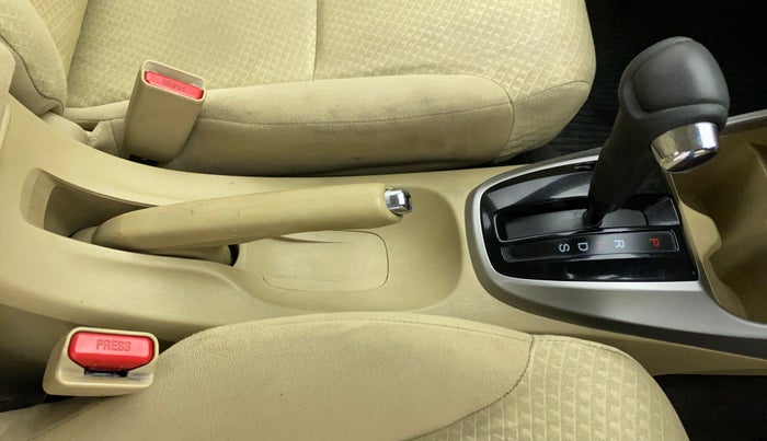 2009 Honda City V AT, Petrol, Automatic, 46,805 km, Gear Lever