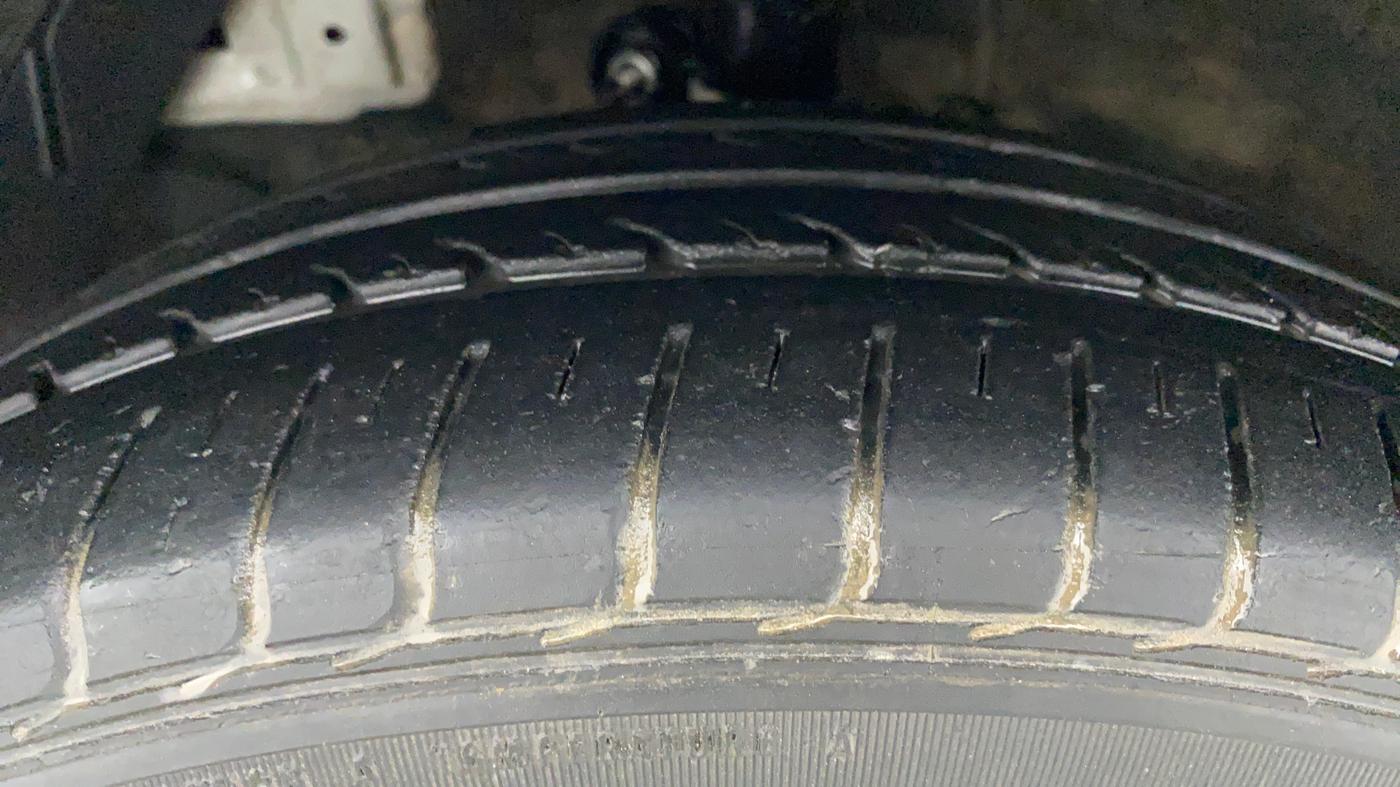 2009 Honda City V AT, Petrol, Automatic, 46,805 km, Left Front Tyre Tread