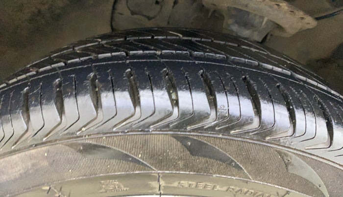 2016 Hyundai Elite i20 ASTA 1.2, Petrol, Manual, 54,734 km, Left Front Tyre Tread