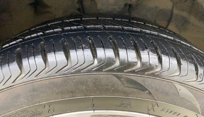 2016 Hyundai Elite i20 ASTA 1.2, Petrol, Manual, 54,734 km, Right Front Tyre Tread