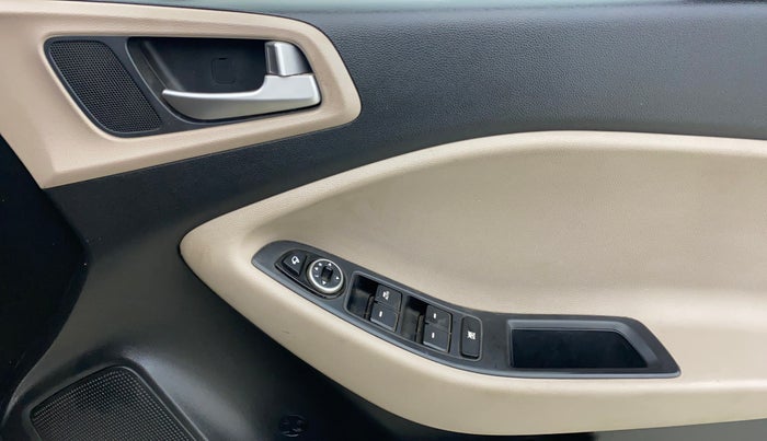 2016 Hyundai Elite i20 ASTA 1.2, Petrol, Manual, 54,734 km, Driver Side Door Panels Control