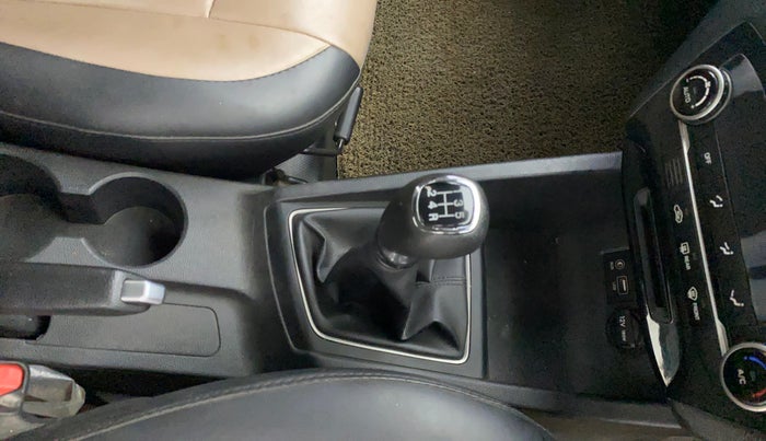 2016 Hyundai Elite i20 ASTA 1.2, Petrol, Manual, 54,734 km, Gear Lever