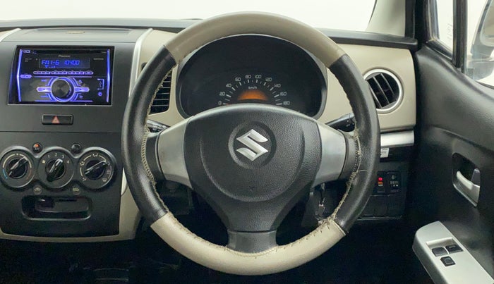 2014 Maruti Wagon R 1.0 LXI, Petrol, Manual, 63,608 km, Steering Wheel Close Up