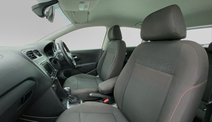2021 Volkswagen Polo HIGHLINE PLUS 1.0 TSI AT, Petrol, Automatic, 22,332 km, Right Side Front Door Cabin