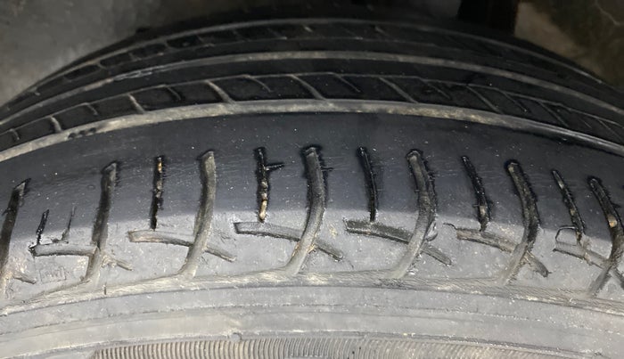 2017 Maruti Baleno DELTA 1.2 K12, Petrol, Manual, 58,518 km, Left Rear Tyre Tread