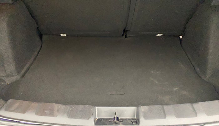 2023 Tata NEXON FEARLESS PURPLE + SUNROOF DUAL TONE 1.2 PETROL, Petrol, Manual, 27,101 km, Boot Inside