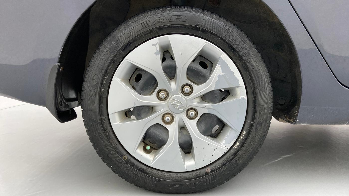 2017 Hyundai Xcent S 1.2, Petrol, Manual, 39,080 km, Right Rear Wheel