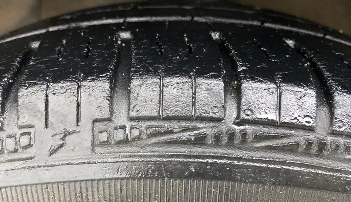 2017 Hyundai Xcent S 1.2, Petrol, Manual, 39,080 km, Left Front Tyre Tread