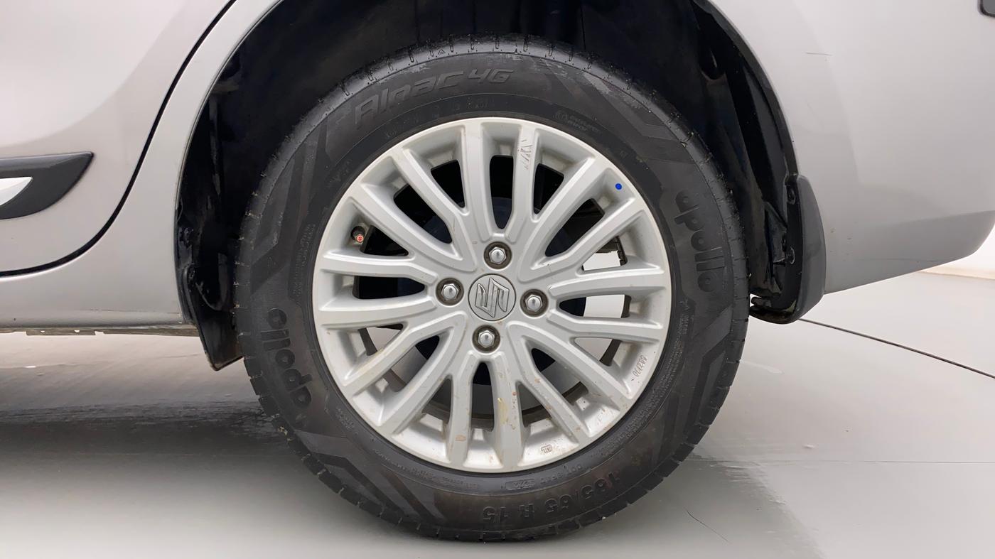 2022 Maruti Dzire ZXI AMT, Petrol, Automatic, 42,000 km, Left Rear Wheel