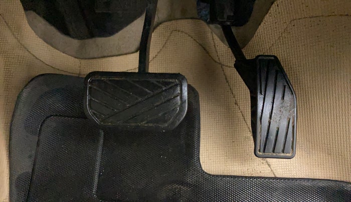 2022 Maruti Dzire ZXI AMT, Petrol, Automatic, 42,000 km, Pedals