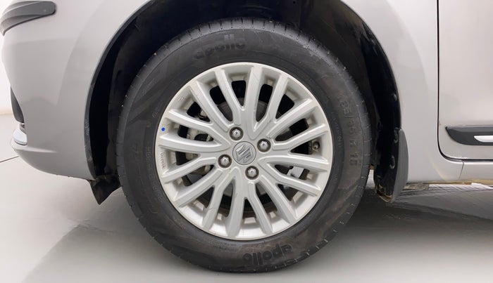 2022 Maruti Dzire ZXI AMT, Petrol, Automatic, 42,000 km, Left Front Wheel