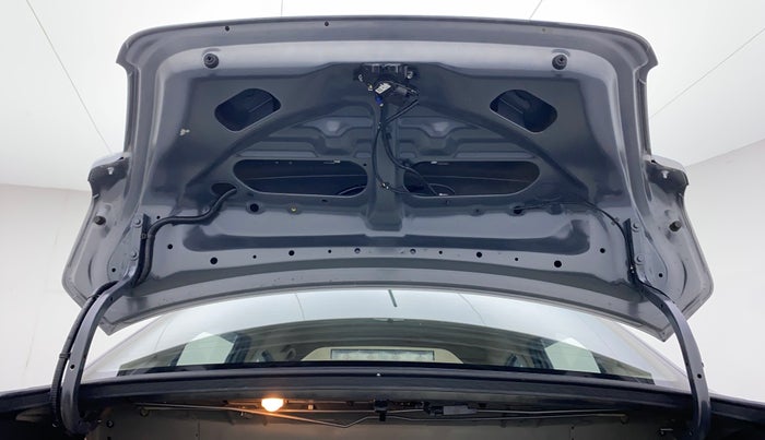 2022 Maruti Dzire ZXI AMT, Petrol, Automatic, 42,000 km, Boot Door Open