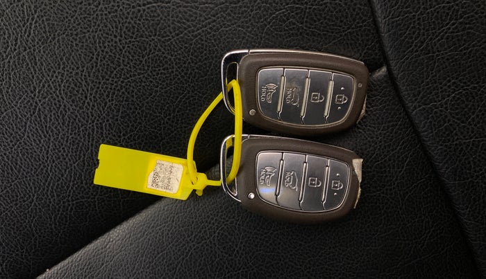 2021 Hyundai NEW I20 ASTA (O) 1.5 CRDI MT, Diesel, Manual, 84,368 km, Key Close Up