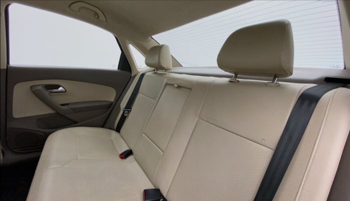 2016 Skoda Rapid 1.5 TDI CR STYLE PLUS AT, Diesel, Automatic, 63,246 km, Right Side Rear Door Cabin