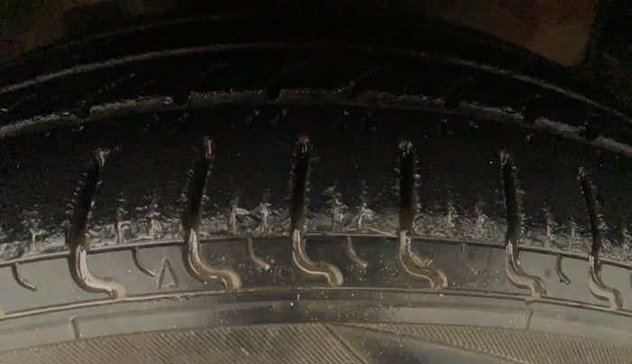 2014 Maruti Celerio VXI AMT, Petrol, Automatic, 98,502 km, Left Rear Tyre Tread