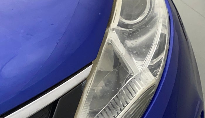 2015 Tata Zest XT PETROL, Petrol, Manual, 30,609 km, Left headlight - Clamp has minor damage