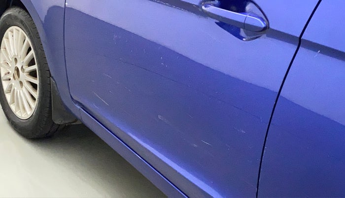 2015 Tata Zest XT PETROL, Petrol, Manual, 30,609 km, Front passenger door - Slightly dented