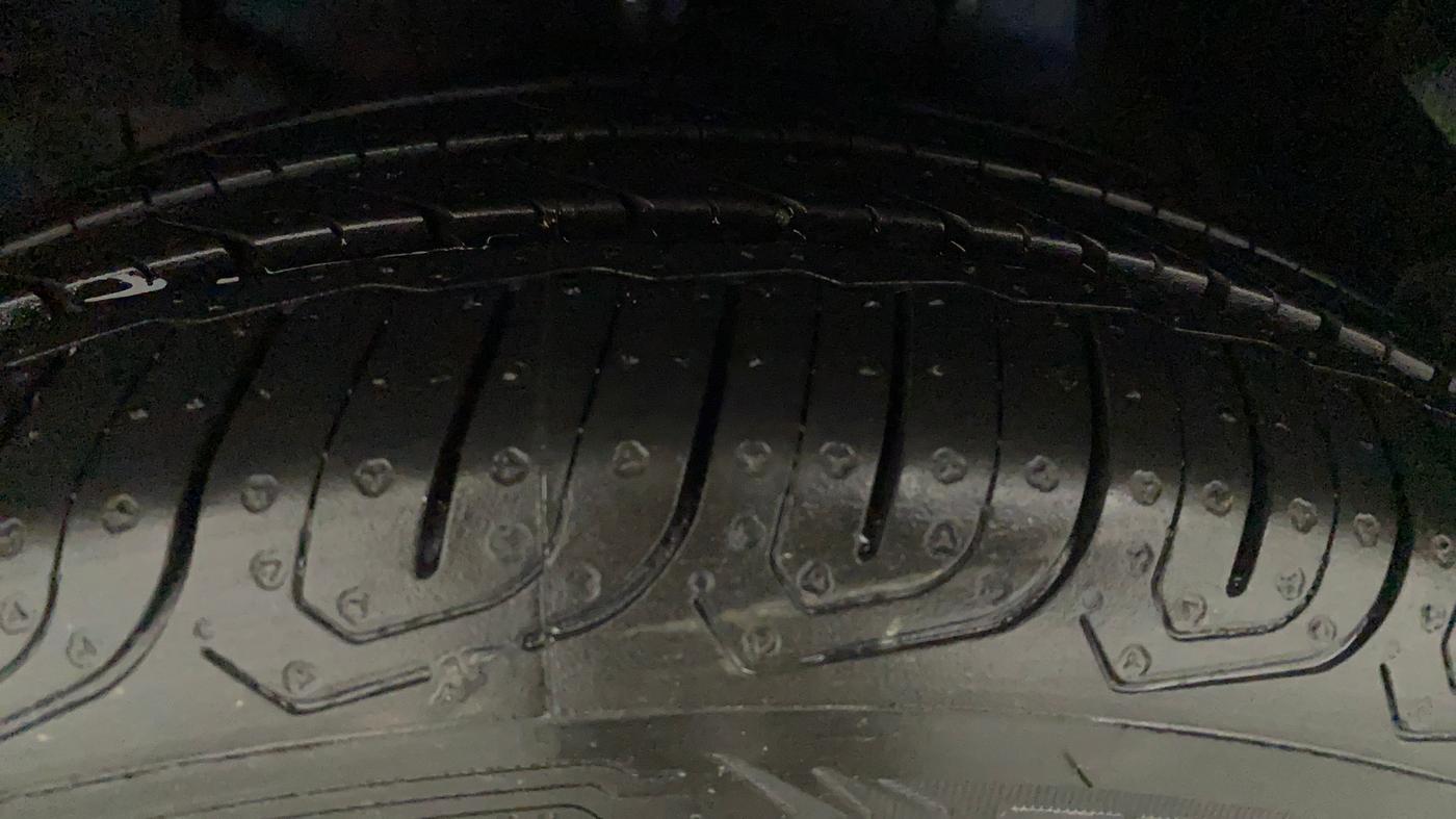 2015 Tata Zest XT PETROL, Petrol, Manual, 30,609 km, Left Front Tyre Tread