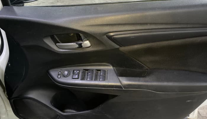 2017 Honda WR-V 1.2L I-VTEC S MT, Petrol, Manual, 82,285 km, Driver Side Door Panels Control