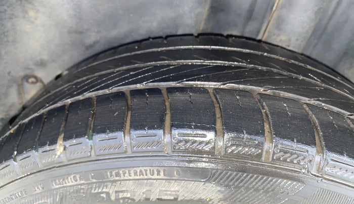 2020 Skoda Rapid ACTIVE 1.0 TSI, Petrol, Manual, 21,785 km, Left Rear Tyre Tread