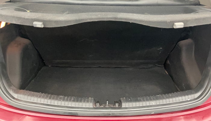 2015 Hyundai Grand i10 MAGNA 1.2 KAPPA VTVT, Petrol, Manual, 28,409 km, Boot Inside