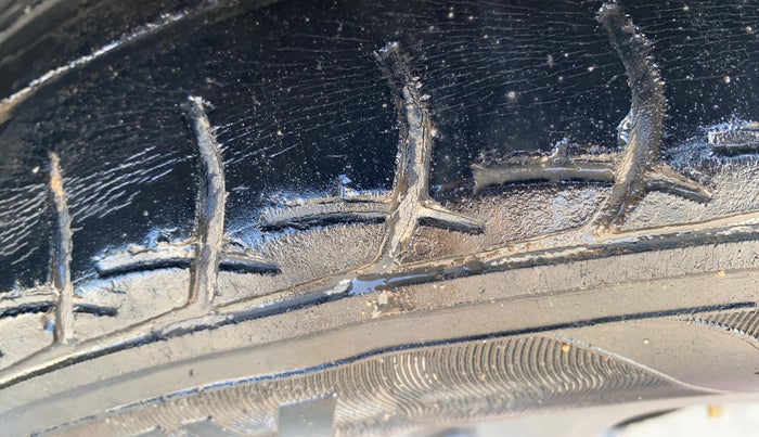 2020 Hyundai Elite i20 SPORTZ PLUS 1.2, Petrol, Manual, 38,720 km, Right Rear Tyre Tread