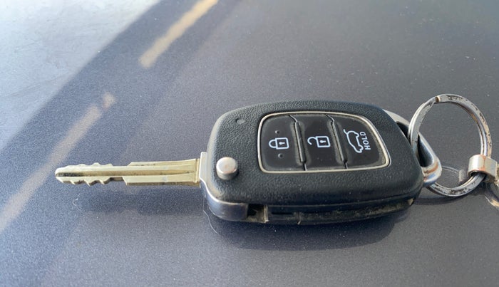 2020 Hyundai Elite i20 SPORTZ PLUS 1.2, Petrol, Manual, 38,720 km, Key Close Up