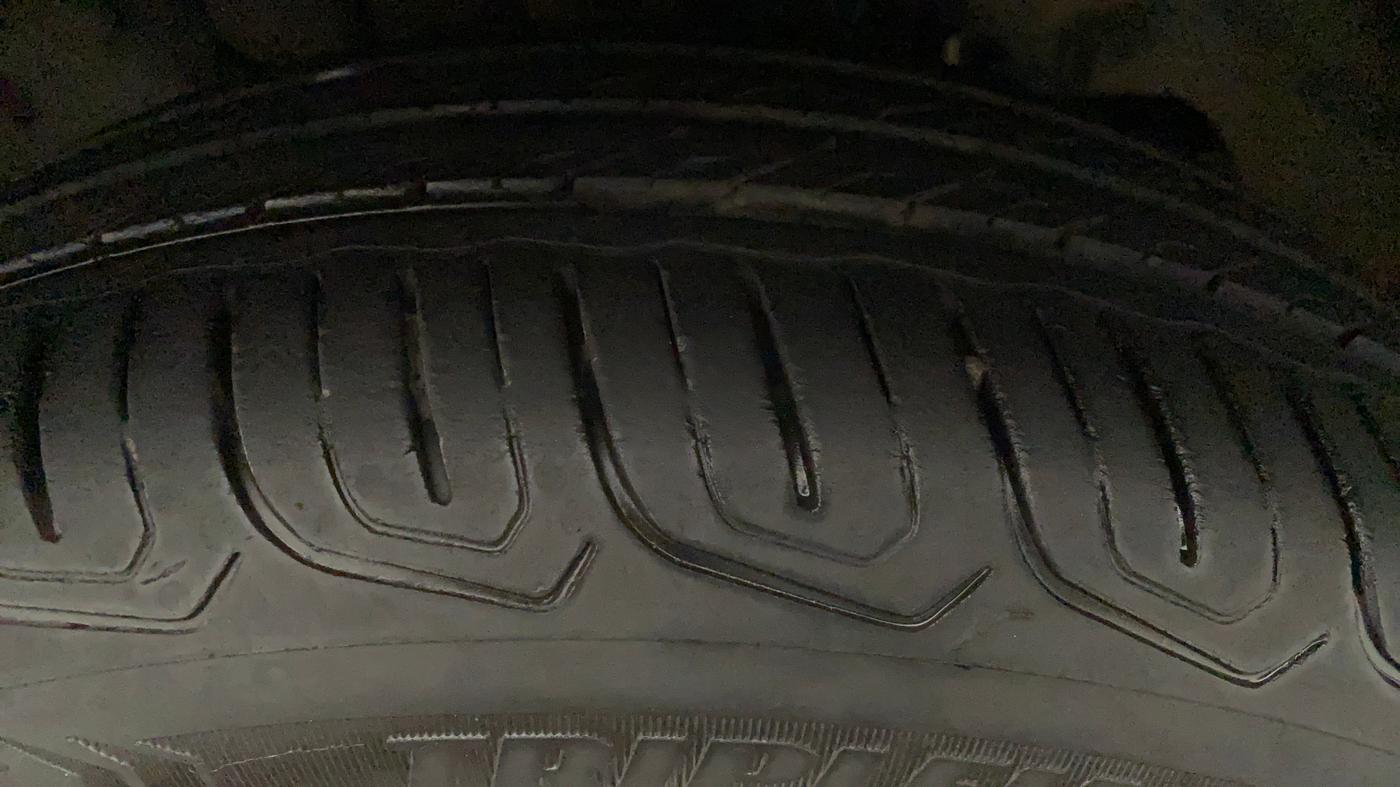 2022 Tata Tiago XT CNG, CNG, Manual, 35,554 km, Right Front Tyre Tread