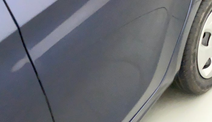 2022 Tata Tiago XT CNG, CNG, Manual, 35,554 km, Rear left door - Slightly dented
