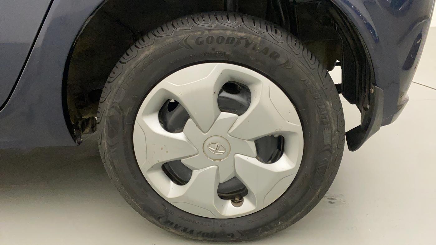 2022 Tata Tiago XT CNG, CNG, Manual, 35,554 km, Left Rear Wheel