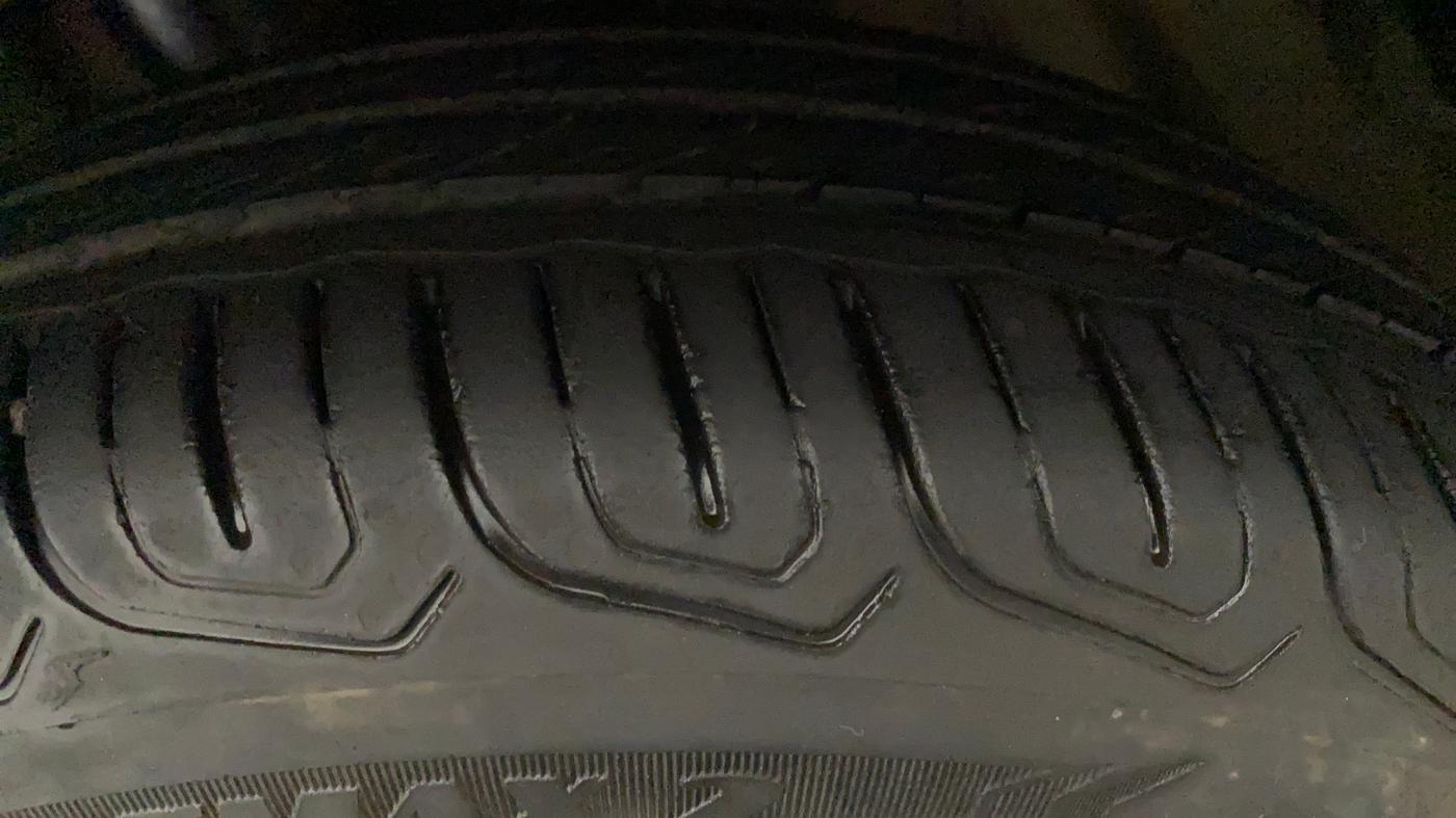 2022 Tata Tiago XT CNG, CNG, Manual, 35,554 km, Left Rear Tyre Tread