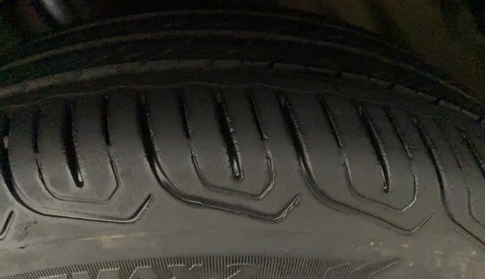 2022 Tata Tiago XT CNG, CNG, Manual, 35,554 km, Left Rear Tyre Tread