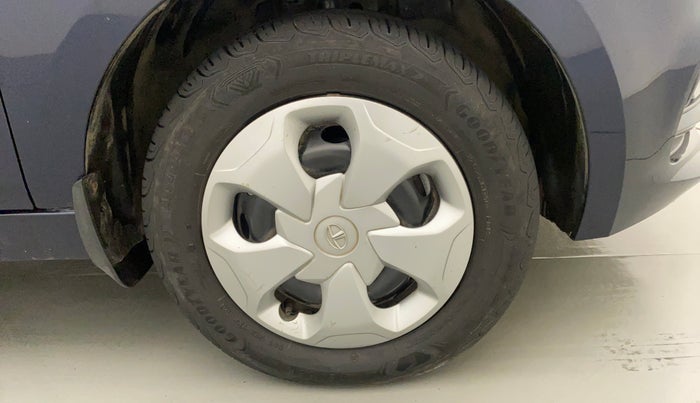 2022 Tata Tiago XT CNG, CNG, Manual, 35,554 km, Right Front Wheel