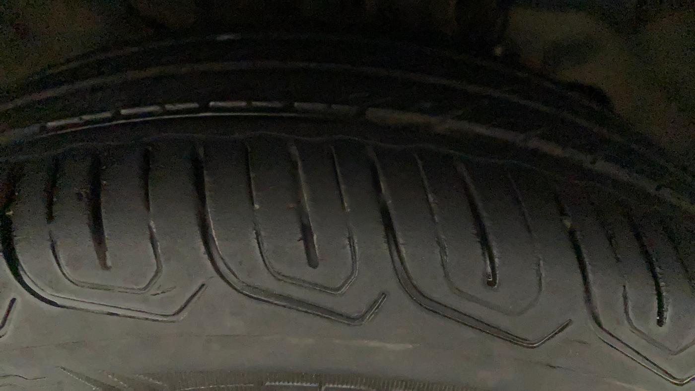 2022 Tata Tiago XT CNG, CNG, Manual, 35,554 km, Left Front Tyre Tread