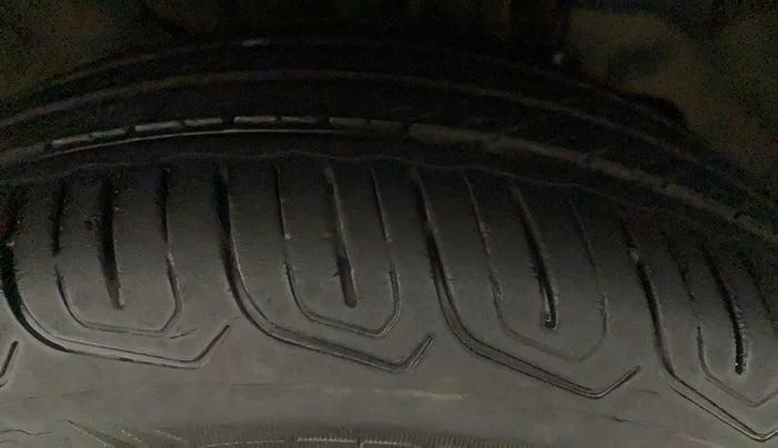 2022 Tata Tiago XT CNG, CNG, Manual, 35,554 km, Left Front Tyre Tread