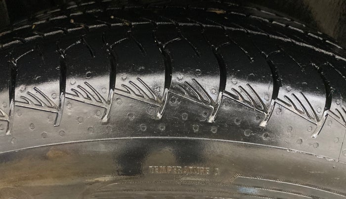 2023 Maruti Grand Vitara ZETA PLUS  HYBRID ECVT, Hybrid, Automatic, 48,890 km, Right Rear Tyre Tread