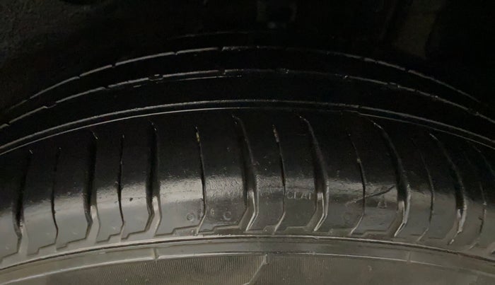 2019 Tata NEXON XMA PETROL, Petrol, Automatic, 90,682 km, Left Rear Tyre Tread