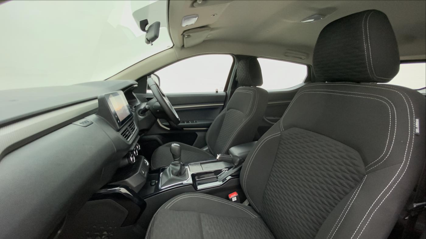 2021 Renault Kiger RXZ AMT 1.0 DUAL TONE, Petrol, Automatic, 10,919 km, Right Side Front Door Cabin