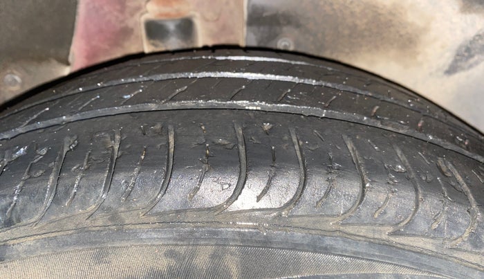 2018 Hyundai Creta SX 1.6 PETROL, Petrol, Manual, 28,444 km, Right Rear Tyre Tread