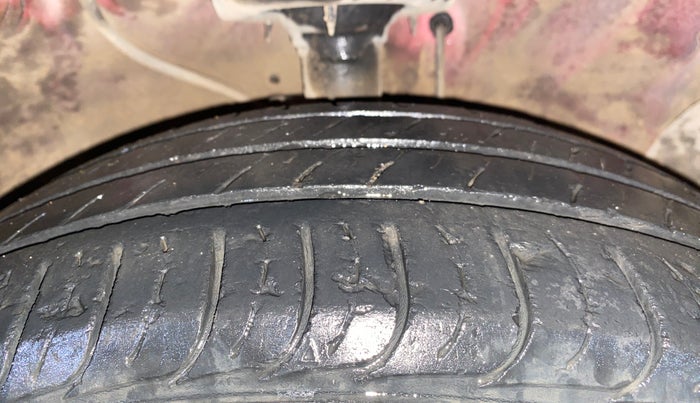 2018 Hyundai Creta SX 1.6 PETROL, Petrol, Manual, 28,444 km, Right Front Tyre Tread