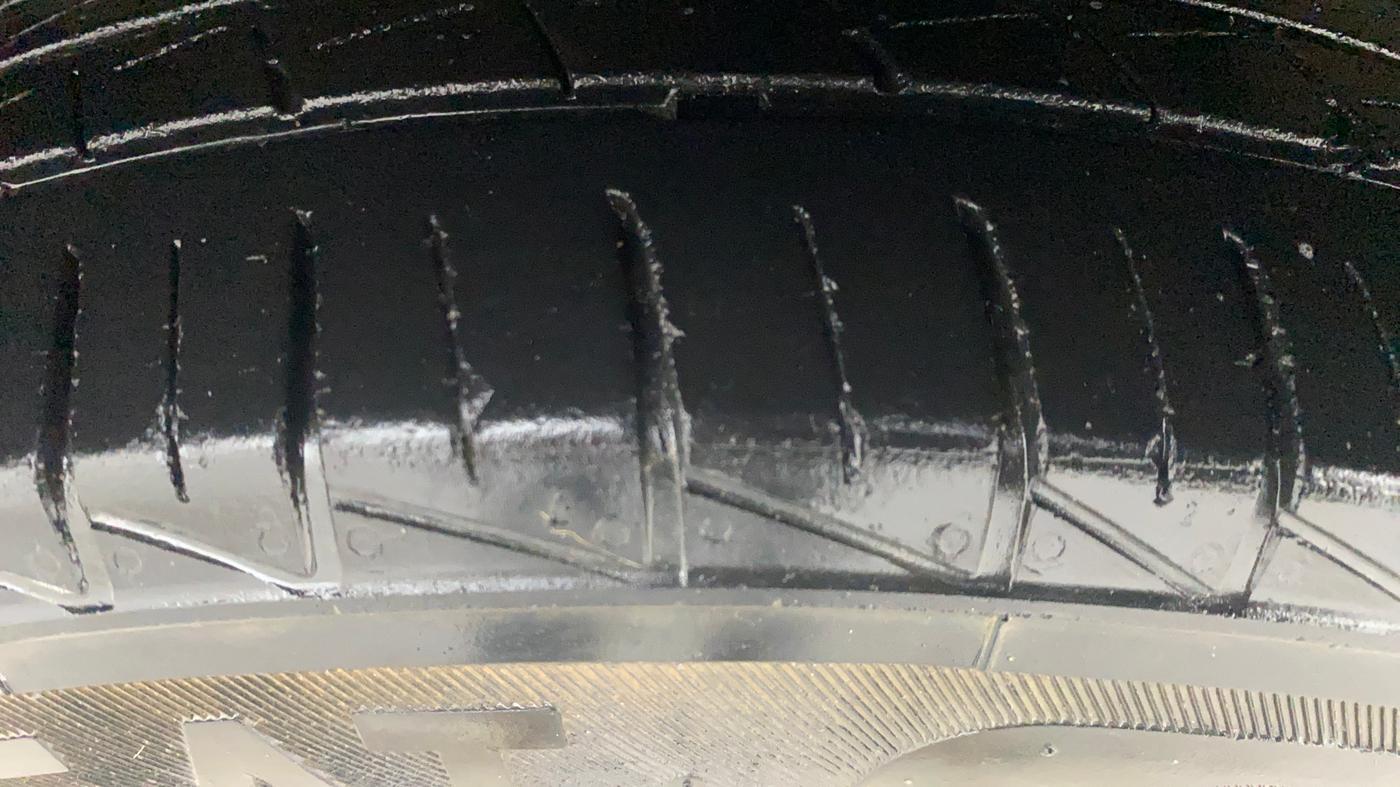 2020 Maruti Alto VXI, Petrol, Manual, 32,675 km, Left Front Tyre Tread